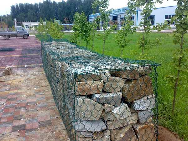 涂塑石笼网案例展示